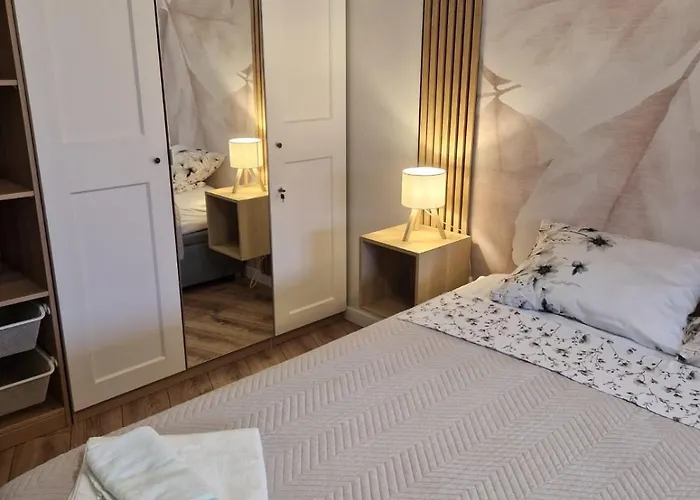 Garden Of Eden- Mintgarden- 1 *